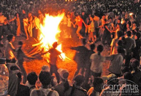 Alanís recupera sus Fiestas de las Candelitas 